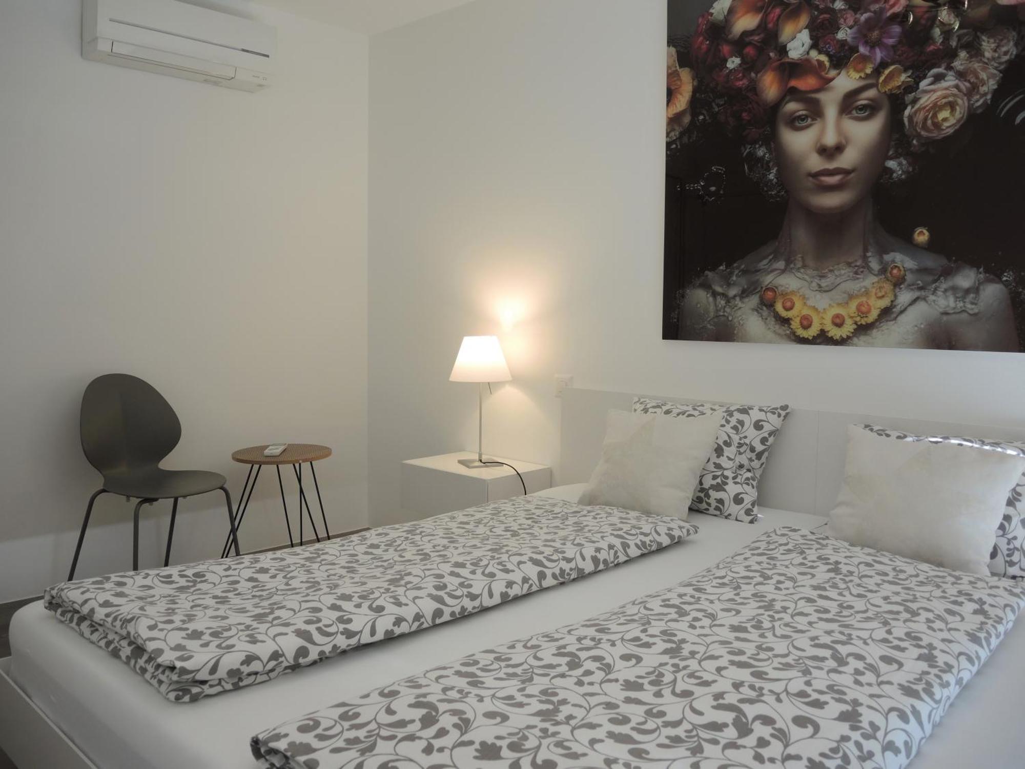 Escape 360 By Fewotessin Apartment *